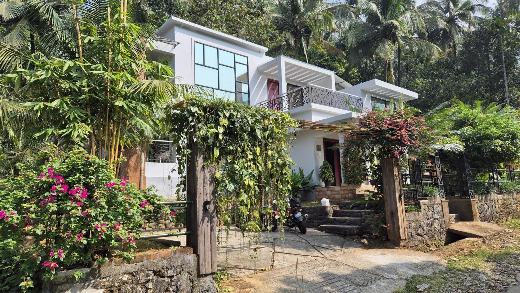 Orchid Villa Pinangode 外观 照片